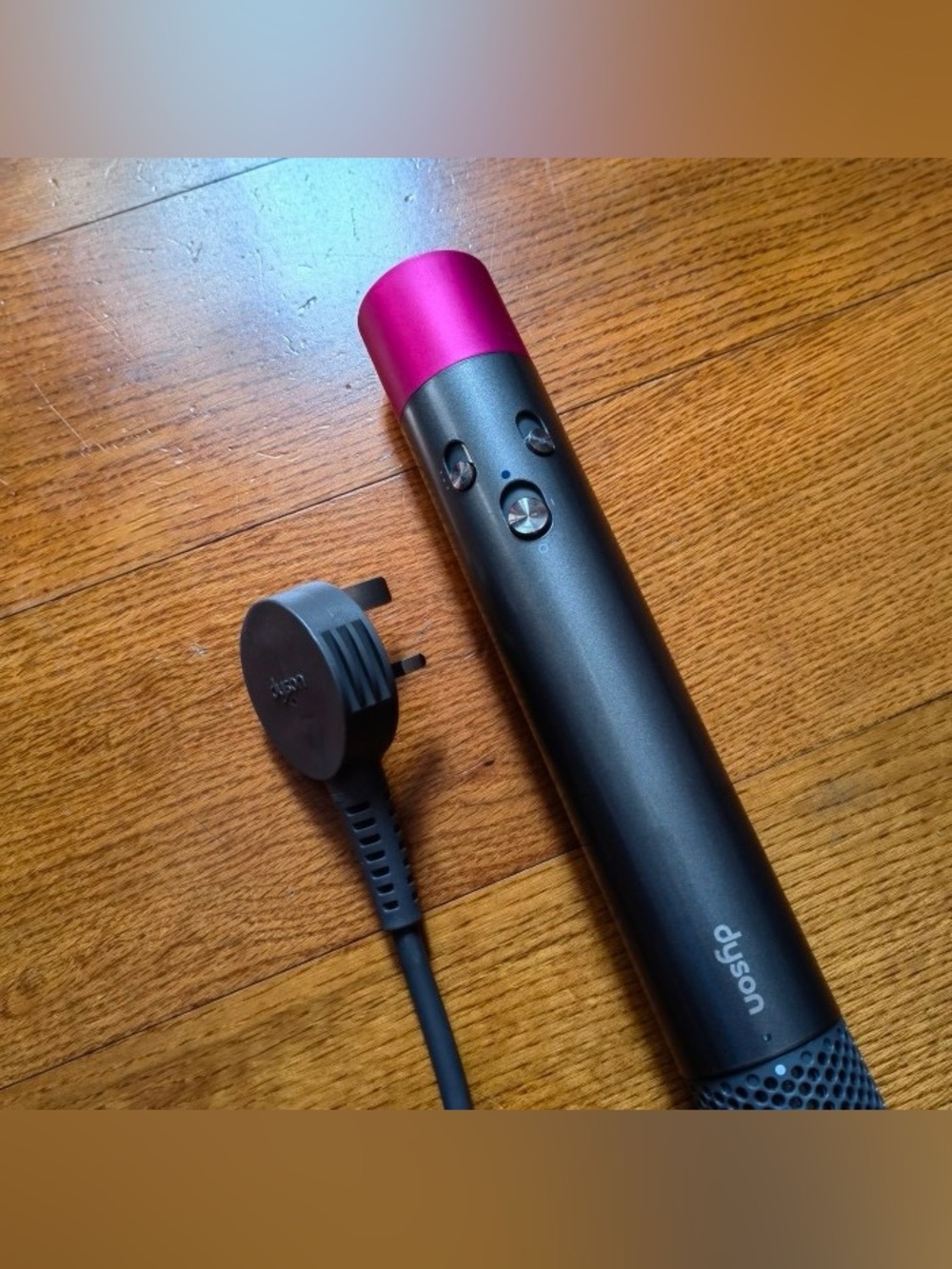 Dyson Airwrap Complete Multi Styler Nickel/Fuchsia w/ Attachments Case - Picture 3 of 4